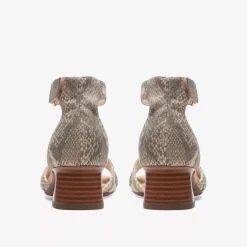 New Clarks Desirae Lily Biege