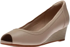 Discount Clarks Mallory Charm Blush Leather Pump