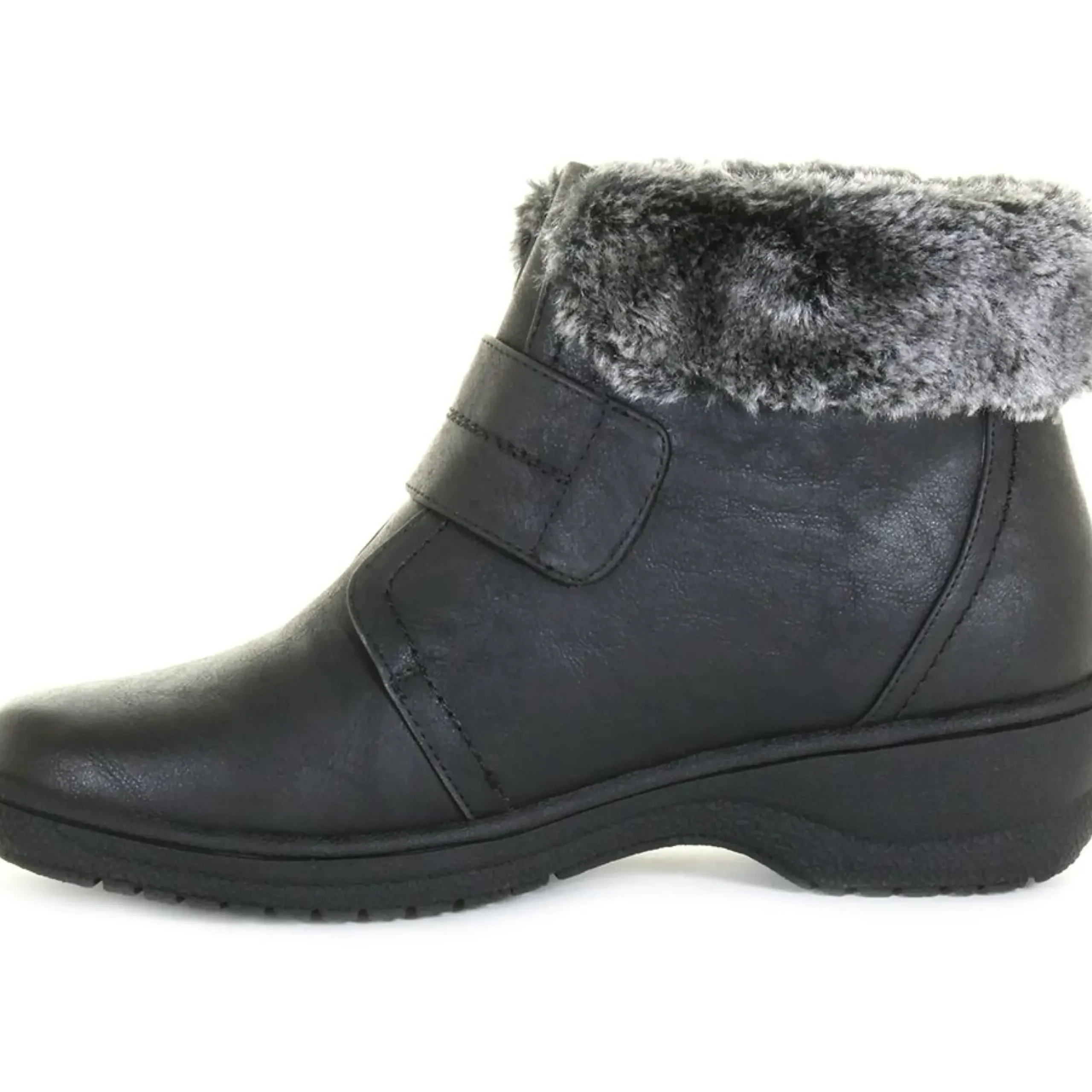Online Wanderlust Perth Black