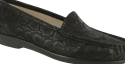 Sale SAS Shoes Simplify Black Nero Snake Slip On Loafer