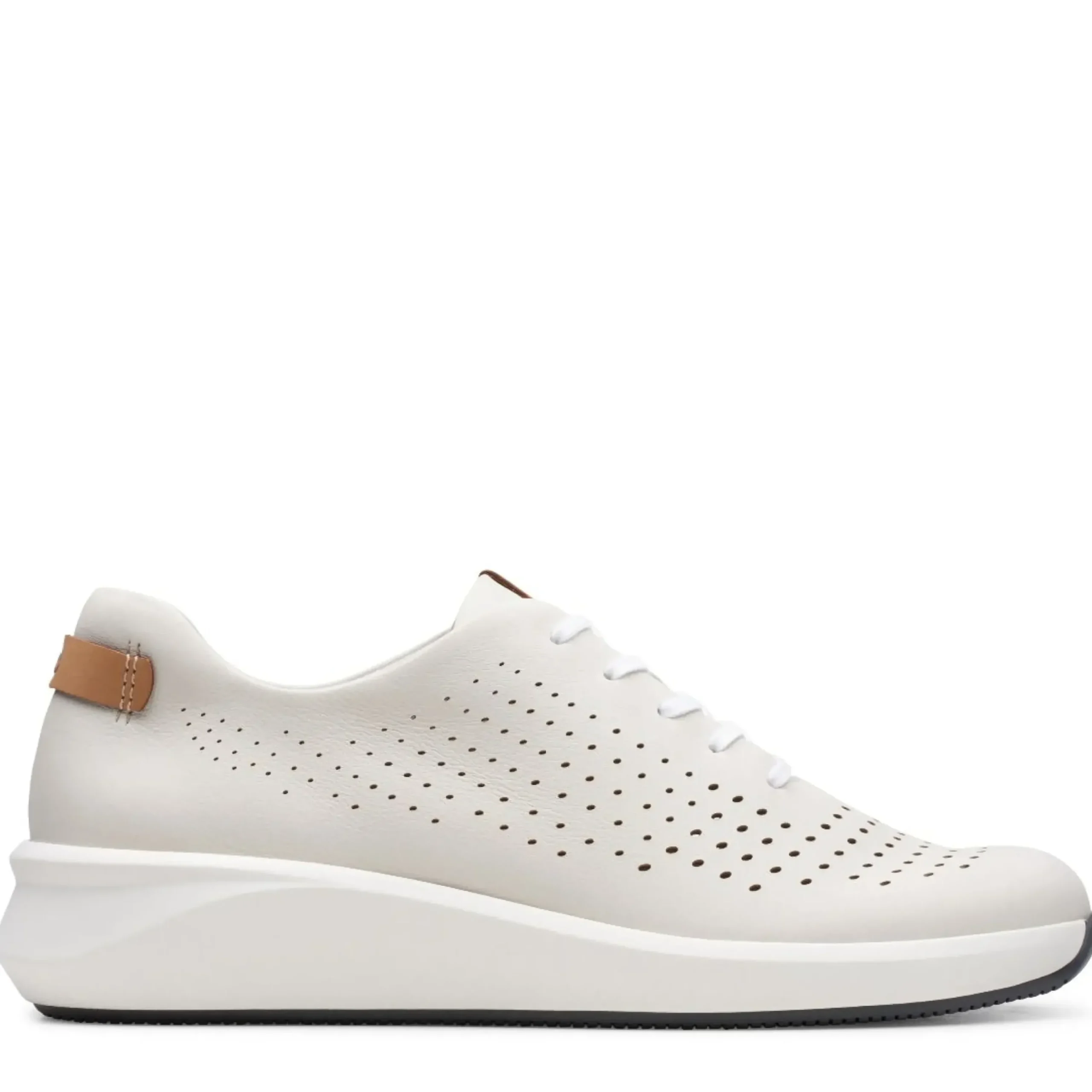 Clearance Clarks Un Rio Tie White Nubuck Leather Sneaker