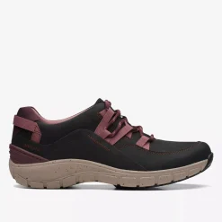 Clarks Wave Range Black